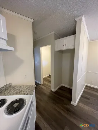 $1,475 | 317 King William, Canyon Lake, TX 78133