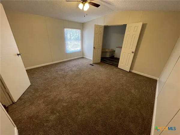 $1,475 | 317 King William, Canyon Lake, TX 78133