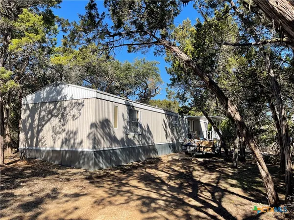 $1,475 | 317 King William, Canyon Lake, TX 78133