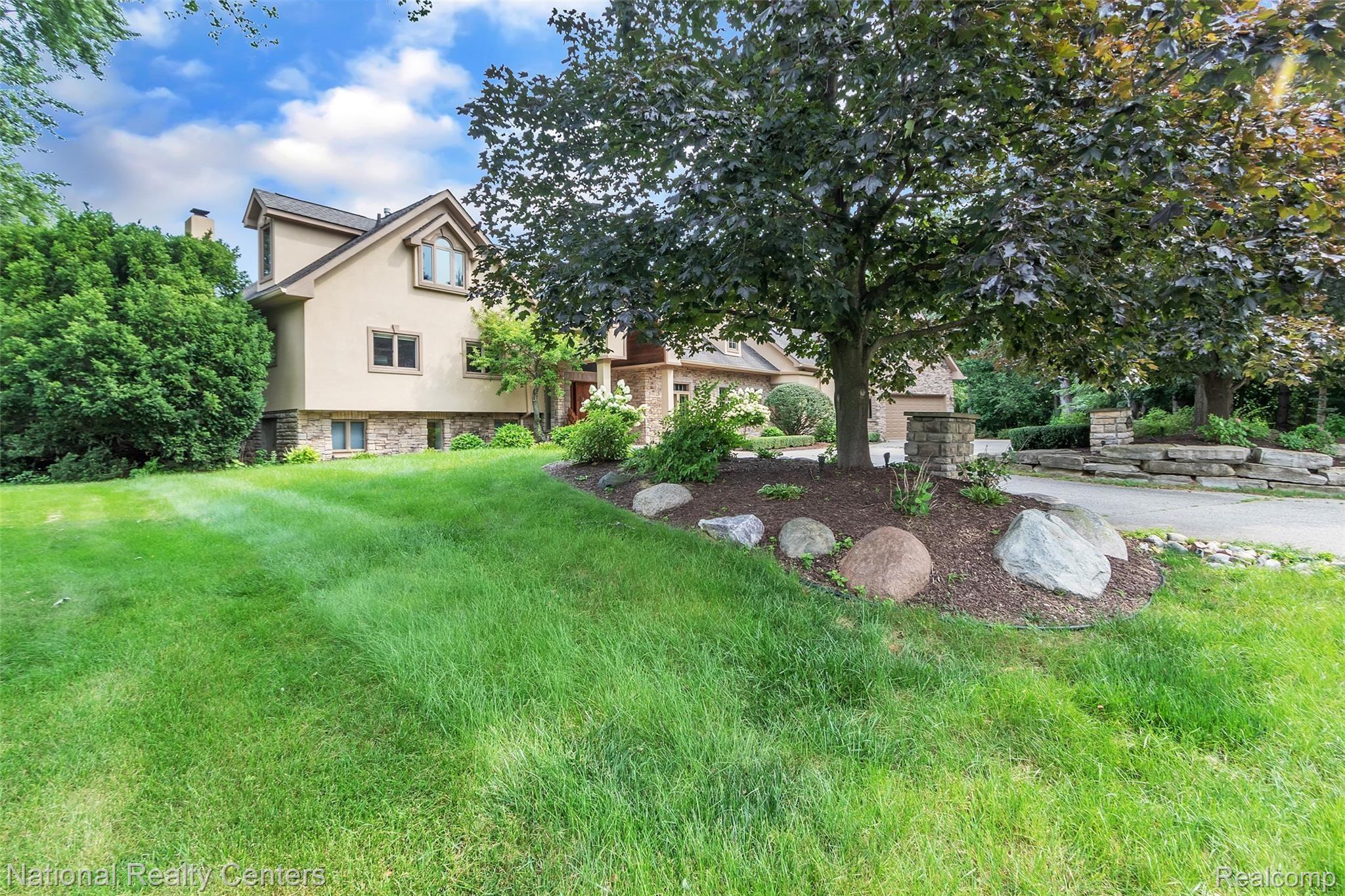 4530 Pickering Road Bloomfield Hills, MI 48301 - Photo 63 of 87 Lang-Estates-Clarkston-4530-Pickering-Rd-Luxury-Home-For-Sale-Bloomfield-Hills (64).jpg