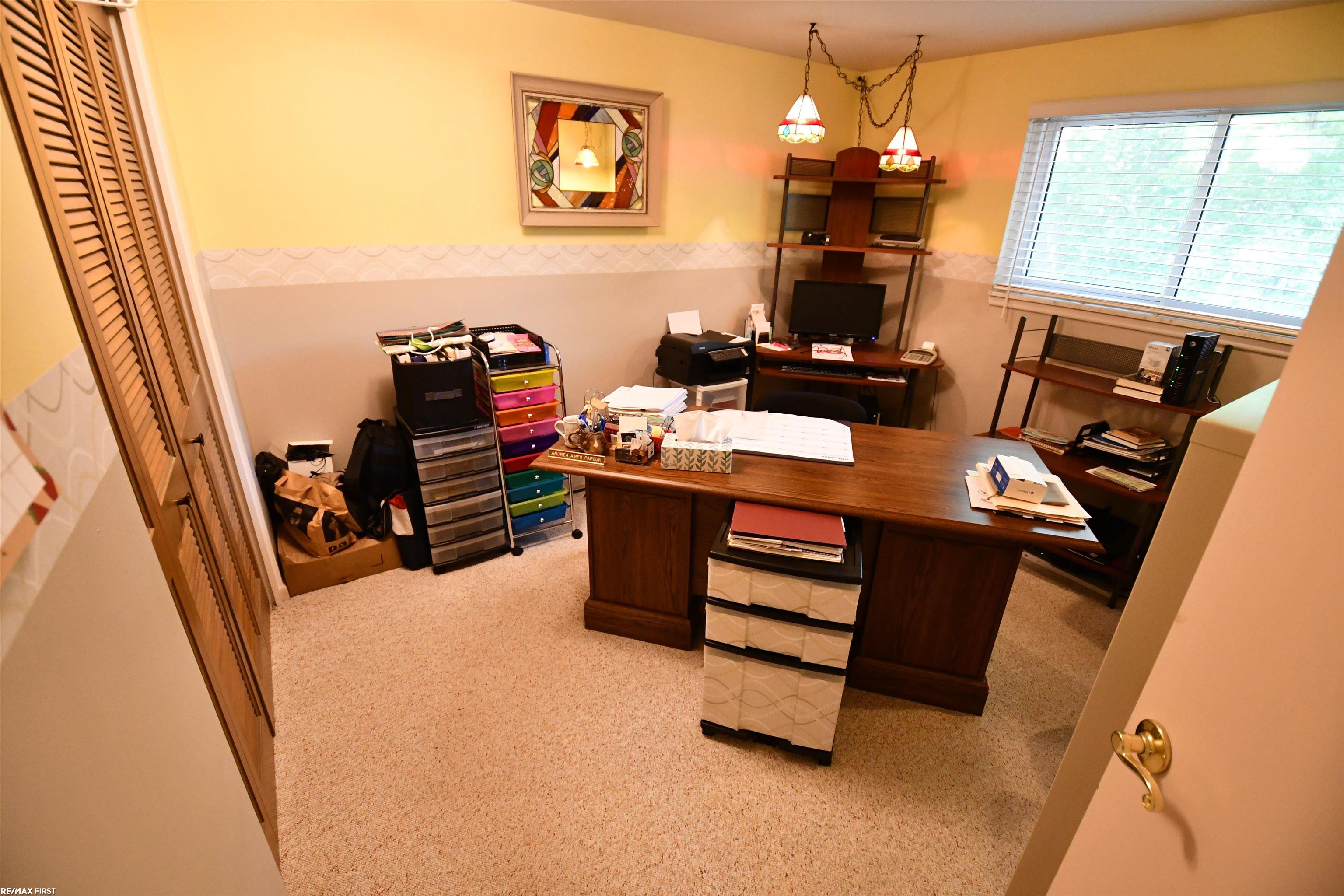 633 Lynndale Drive Rochester, MI 48309 - Photo 26 of 32 .