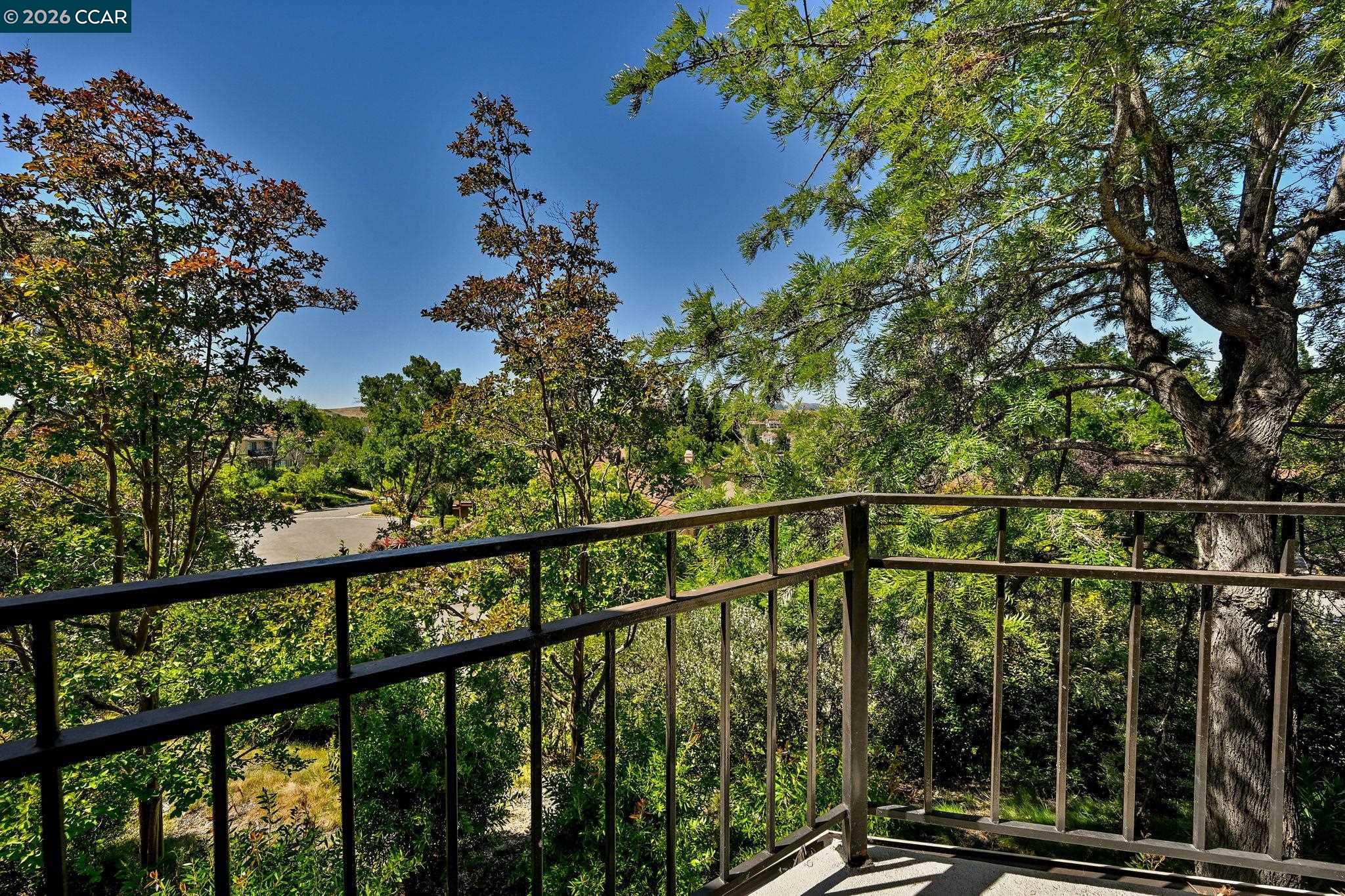5012 Lakeview Drive, Unit 201 San Ramon, CA 94582 - Photo 11 of 32