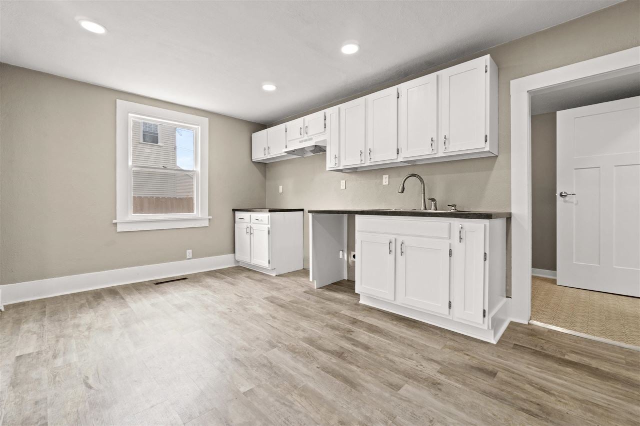 309 West 3rd Street Washington, IA 52353 - Photo 11 of 29 Gallery Image 11