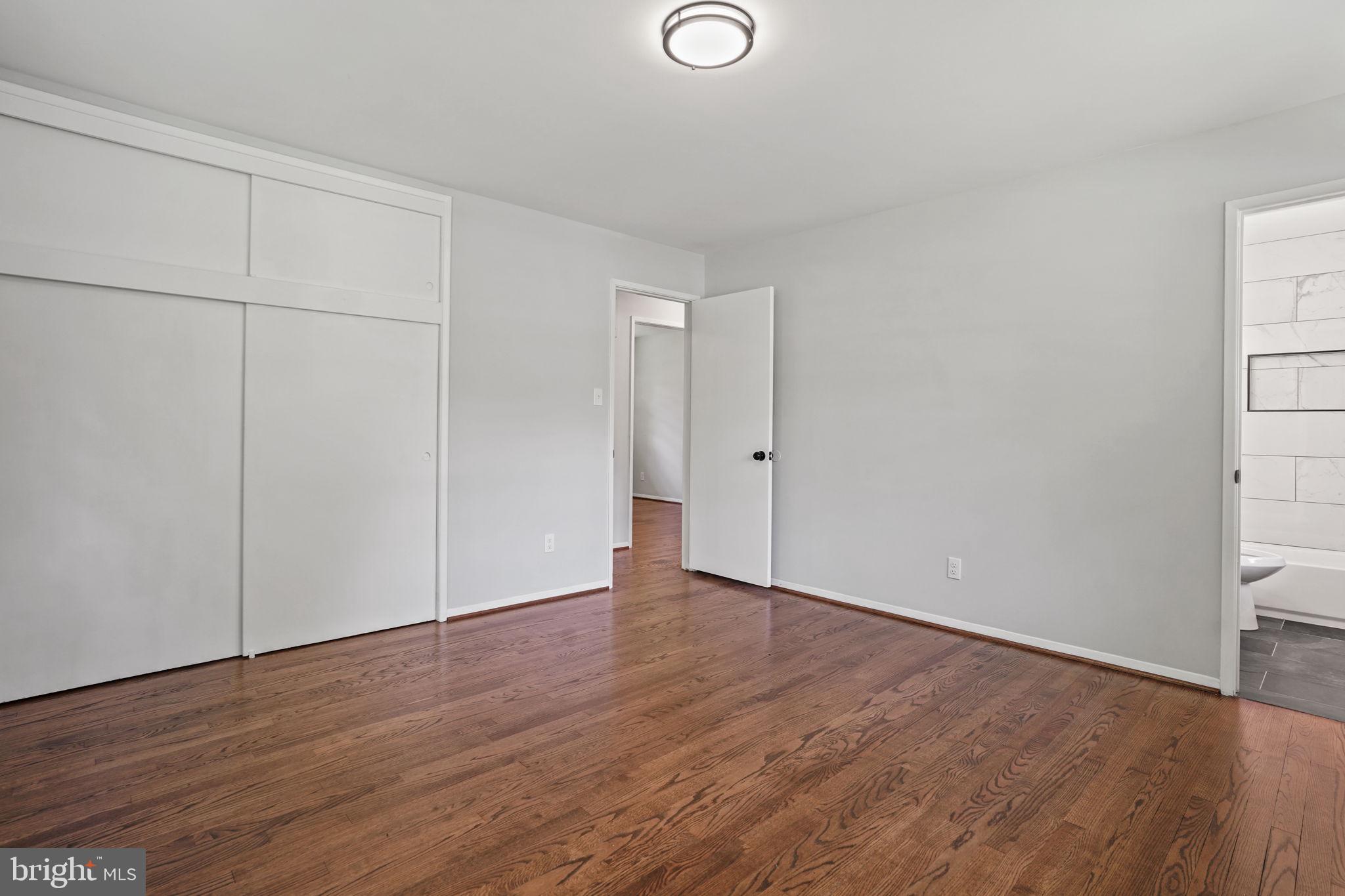 9412 Robnel Avenue Manassas, VA 20110 - Photo 3 of 20