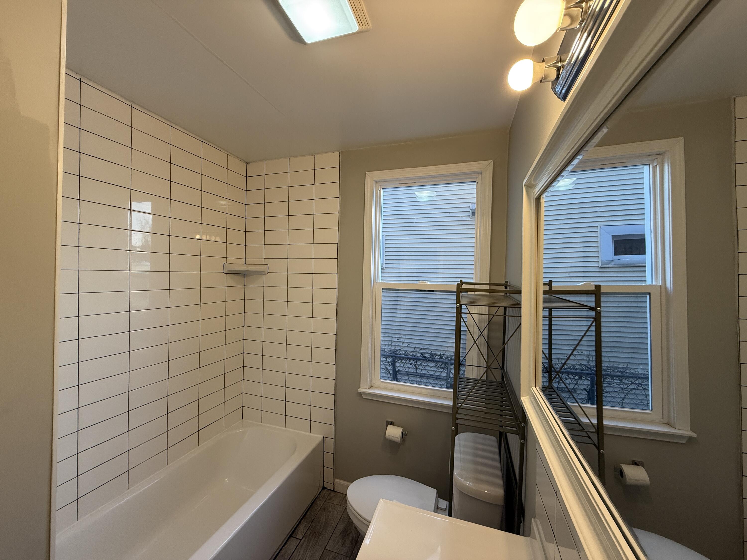 351 Westminster Street Detroit, MI 48202 - Photo 11 of 14 IMG_9313