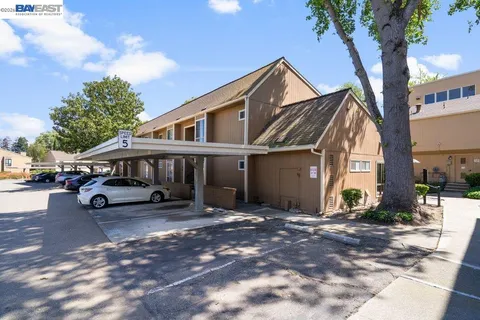 $378,950 | 8975 Alcosta Boulevard, Unit 132, San Ramon, CA 94583