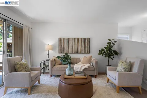 $378,950 | 8975 Alcosta Boulevard, Unit 132, San Ramon, CA 94583