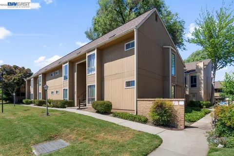 $378,950 | 8975 Alcosta Boulevard, Unit 132, San Ramon, CA 94583