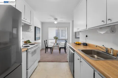 $378,950 | 8975 Alcosta Boulevard, Unit 132, San Ramon, CA 94583