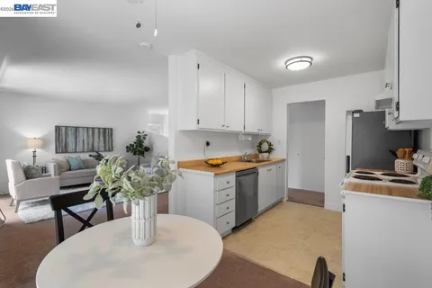 $378,950 | 8975 Alcosta Boulevard, Unit 132, San Ramon, CA 94583