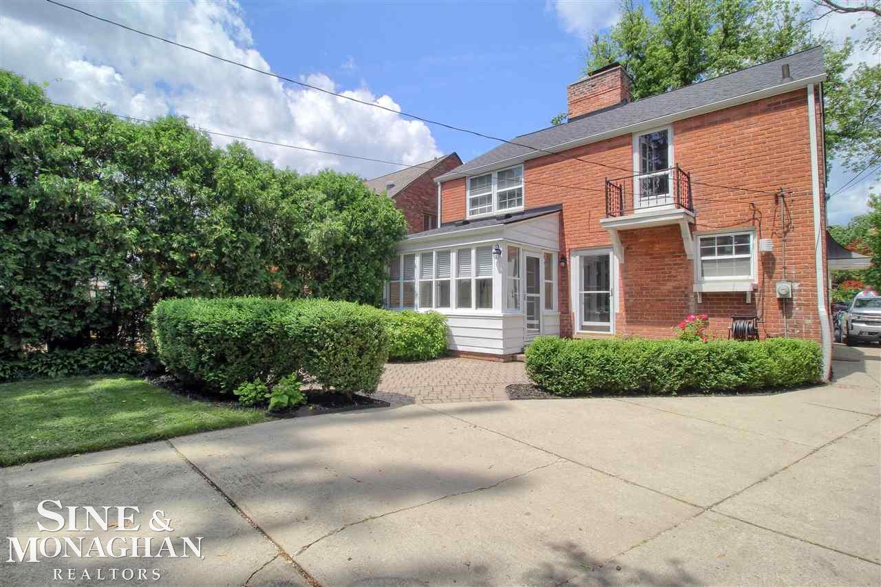 283 Merriweather Road Grosse Pointe Farms, MI 48236 - Photo 27 of 32