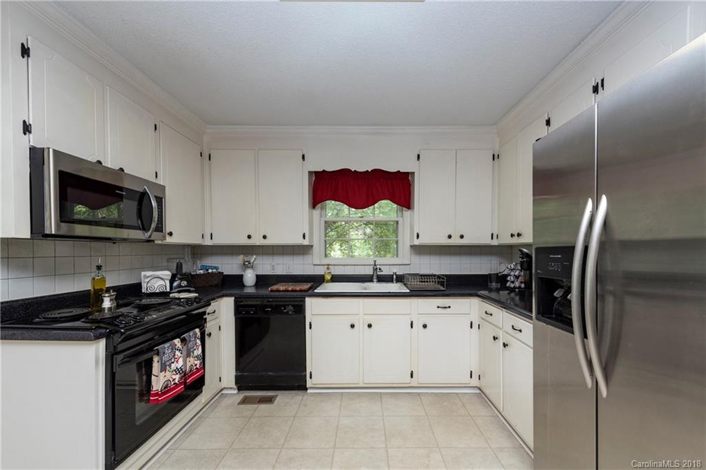 1325 Hawthorne Road Lancaster, SC 29720 - Photo 18 of 22 Gallery Image 18
