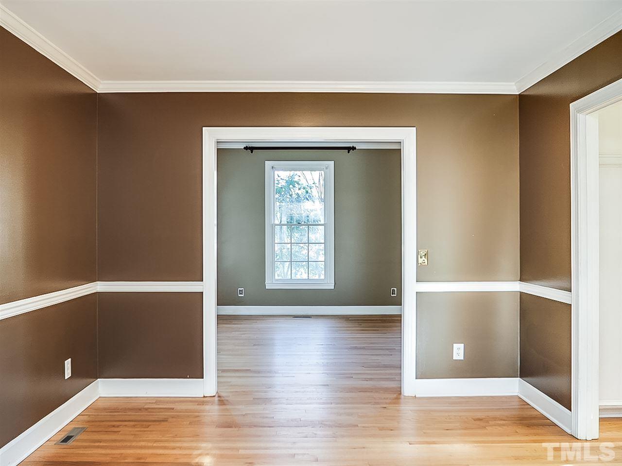 2517 Winterbury Court Raleigh, NC 27607 - Photo 10 of 24 a view of livingroom with window