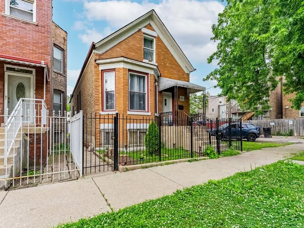 $315,000 | 1140 North Ridgeway Avenue, Chicago, IL 60651