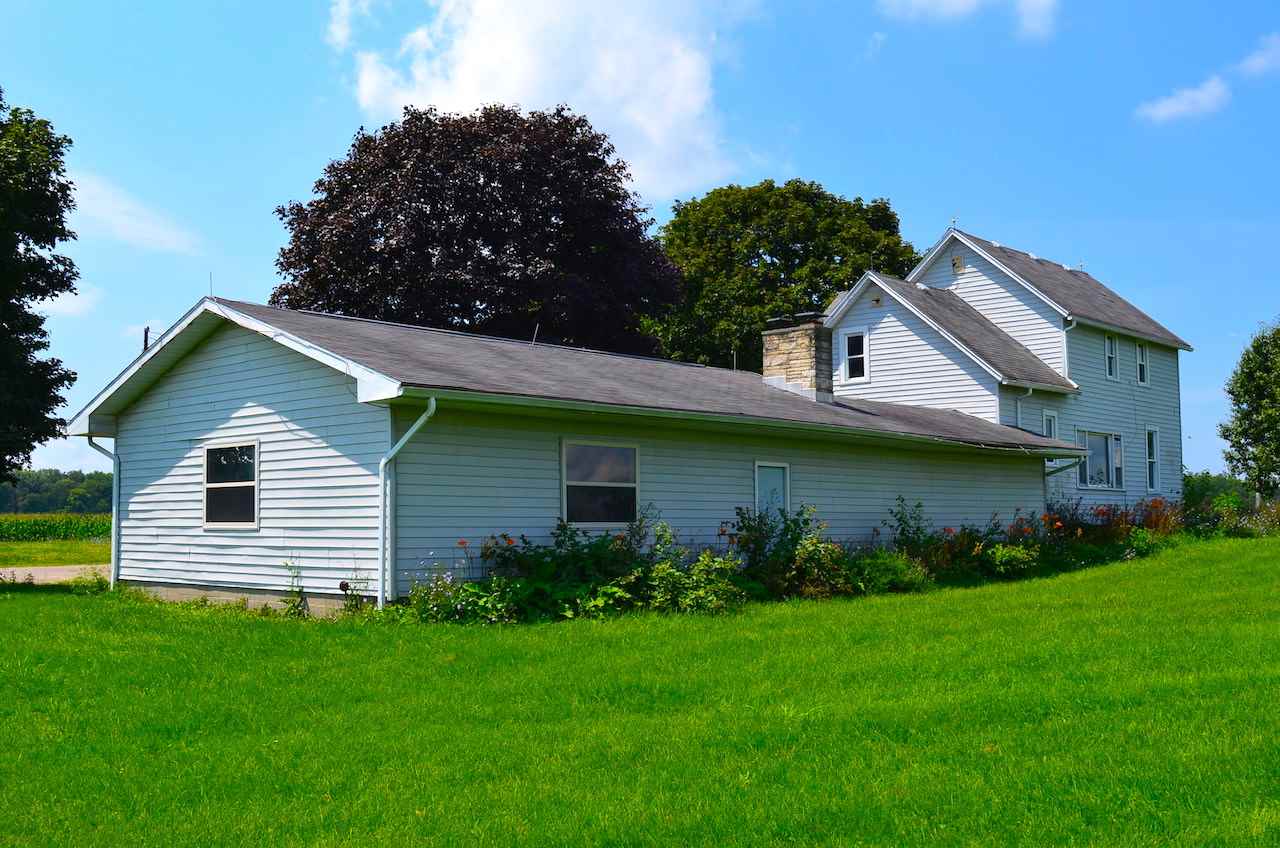 9318 Frazier Road Fort Wayne, IN 46818 - Photo 6 of 26