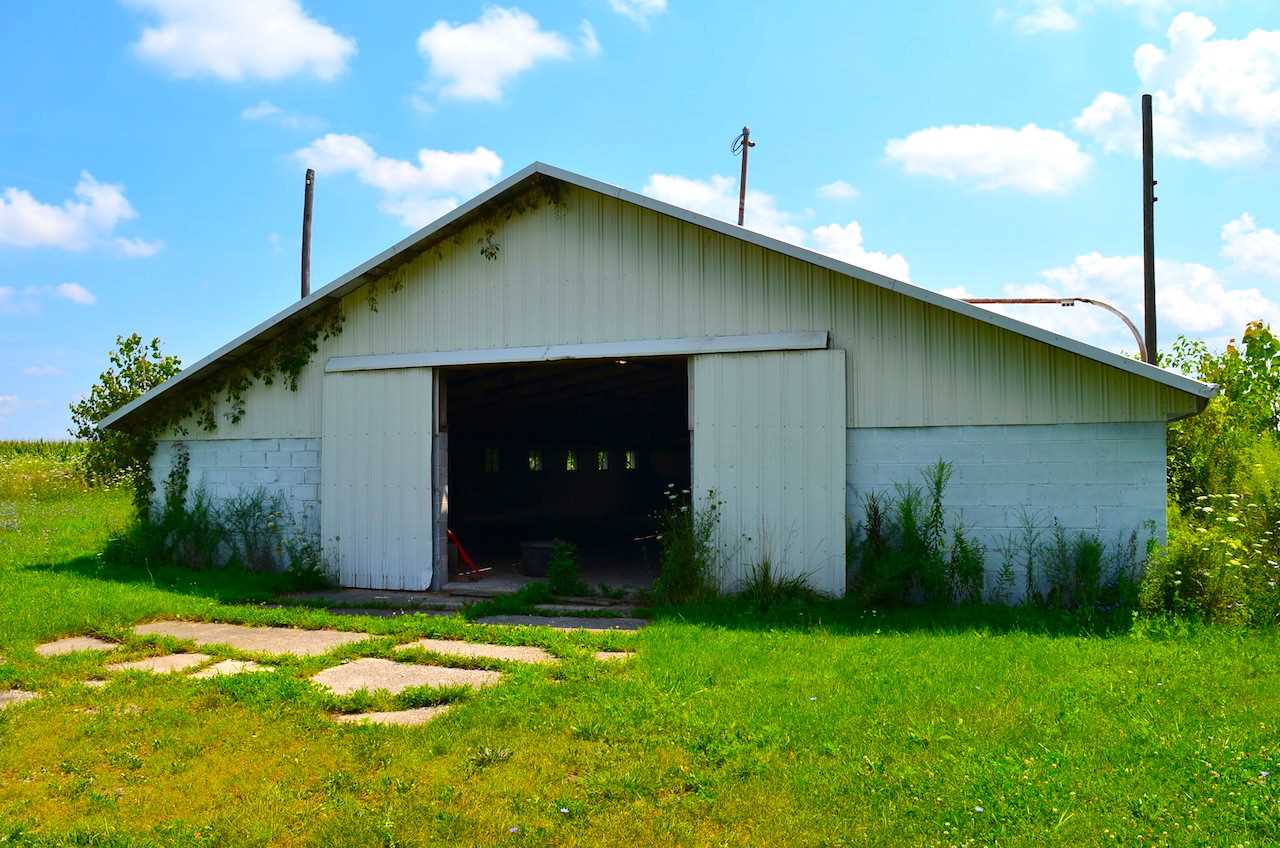 9318 Frazier Road Fort Wayne, IN 46818 - Photo 8 of 26
