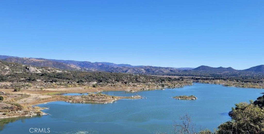 2206 Buckman Springs Road Campo, CA 91906 - Photo 28 of 29 a view of lake with mountain