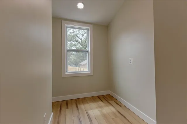 $1,400 | 1516 South 15th Street, Kansas City, KS 66103