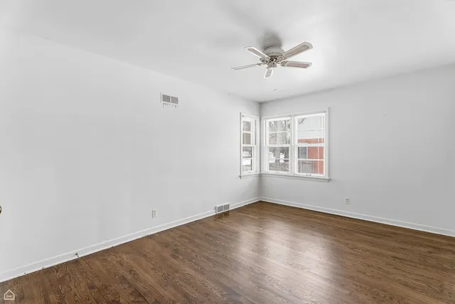 $285,000 | 311 Grove Street, Crystal Lake, IL 60014