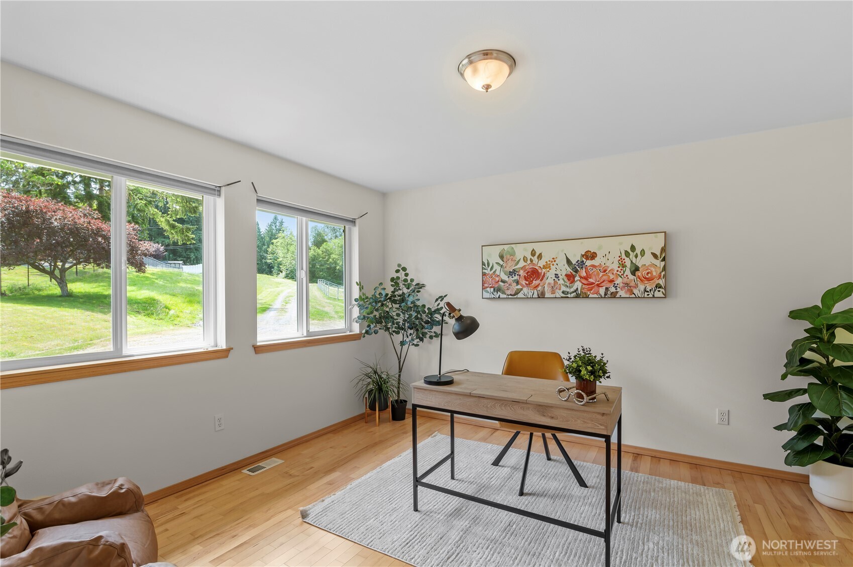 18927 Fales Road Snohomish, WA 98296 - Photo 10 of 18 a workspace with furniture and window