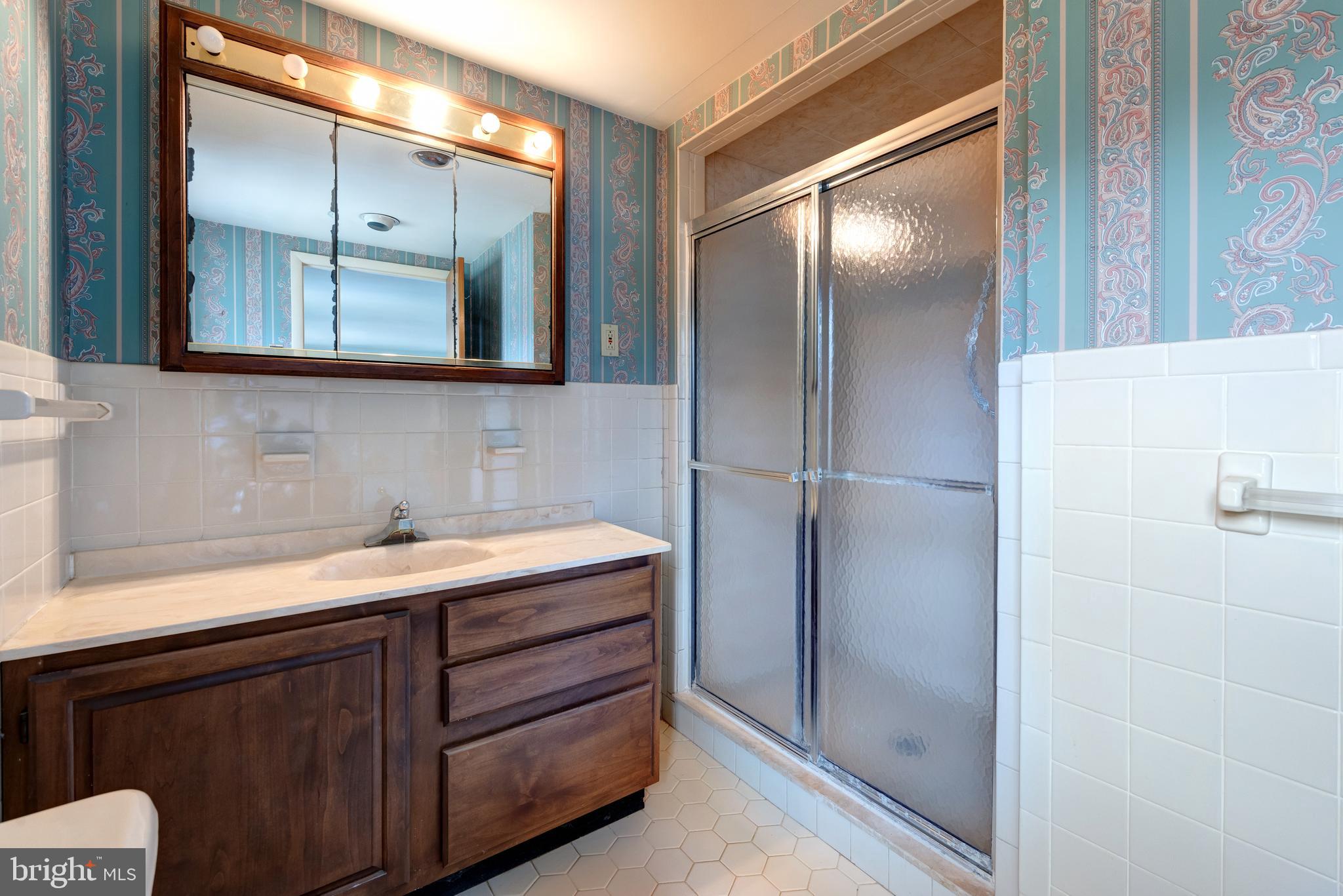 1570 Glenhardie Road Wayne, PA 19087 - Photo 17 of 30