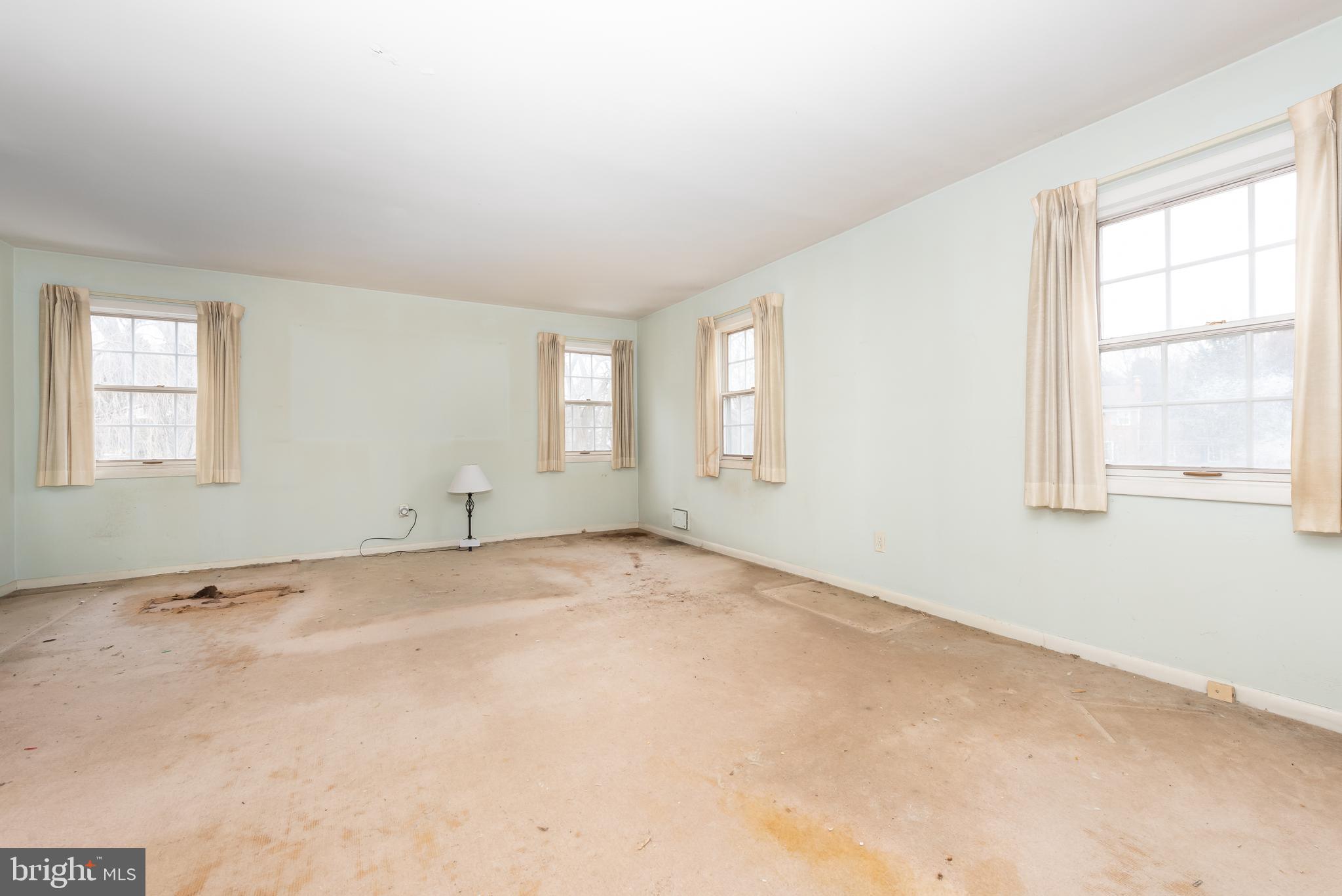 1570 Glenhardie Road Wayne, PA 19087 - Photo 18 of 30