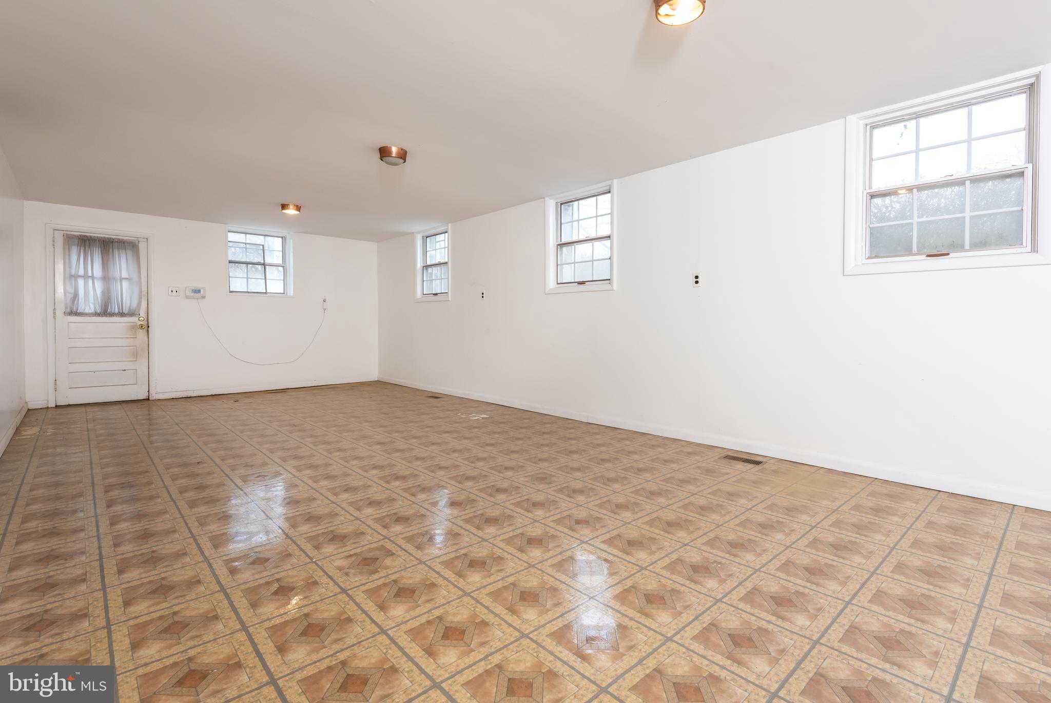 1570 Glenhardie Road Wayne, PA 19087 - Photo 24 of 30