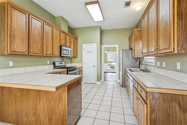 $2,750 | 1398 Stillwater Drive, Mandeville, LA 70471