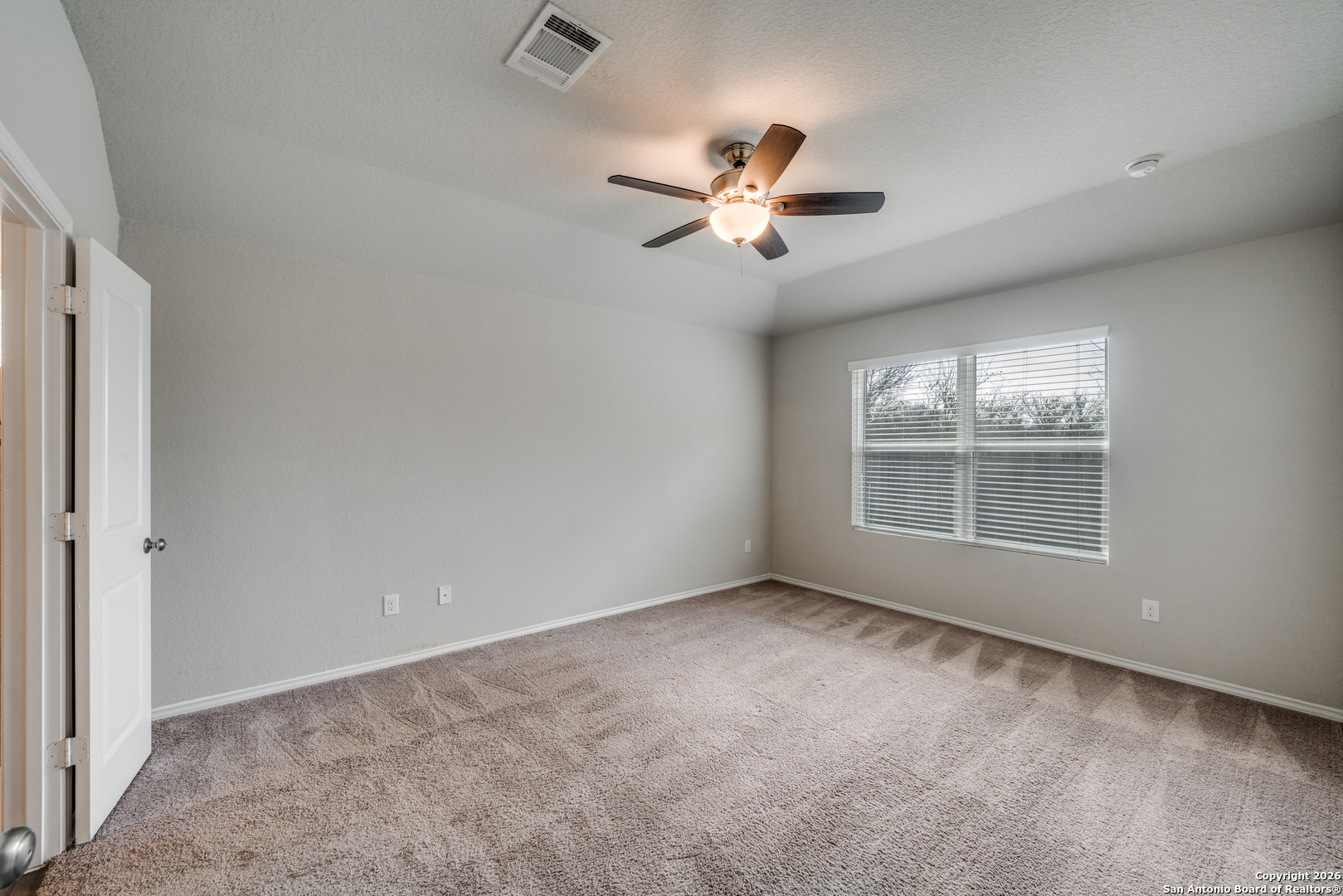 10307 Owl Wds Schertz, TX 78154 - Photo 12 of 26