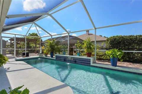 $525,000 | 5810 31st Court East, Bradenton, FL 34203