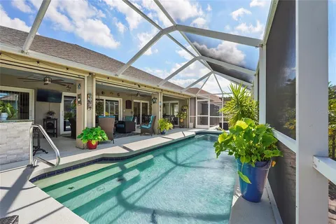 $525,000 | 5810 31st Court East, Bradenton, FL 34203