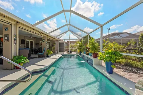 $525,000 | 5810 31st Court East, Bradenton, FL 34203