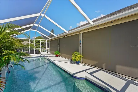 $525,000 | 5810 31st Court East, Bradenton, FL 34203