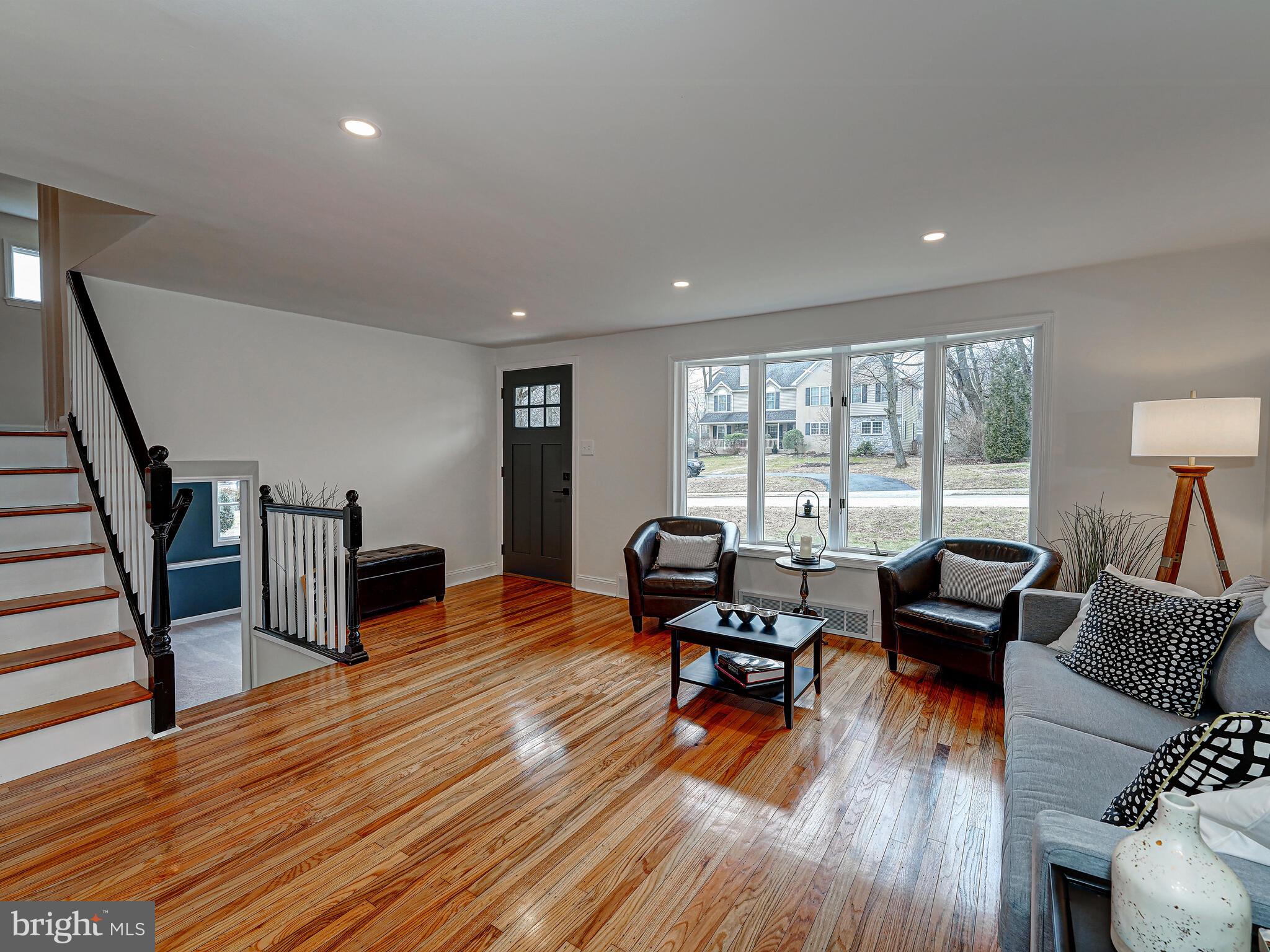 19 Sandy Lane Malvern, PA 19355 - Photo 4 of 31