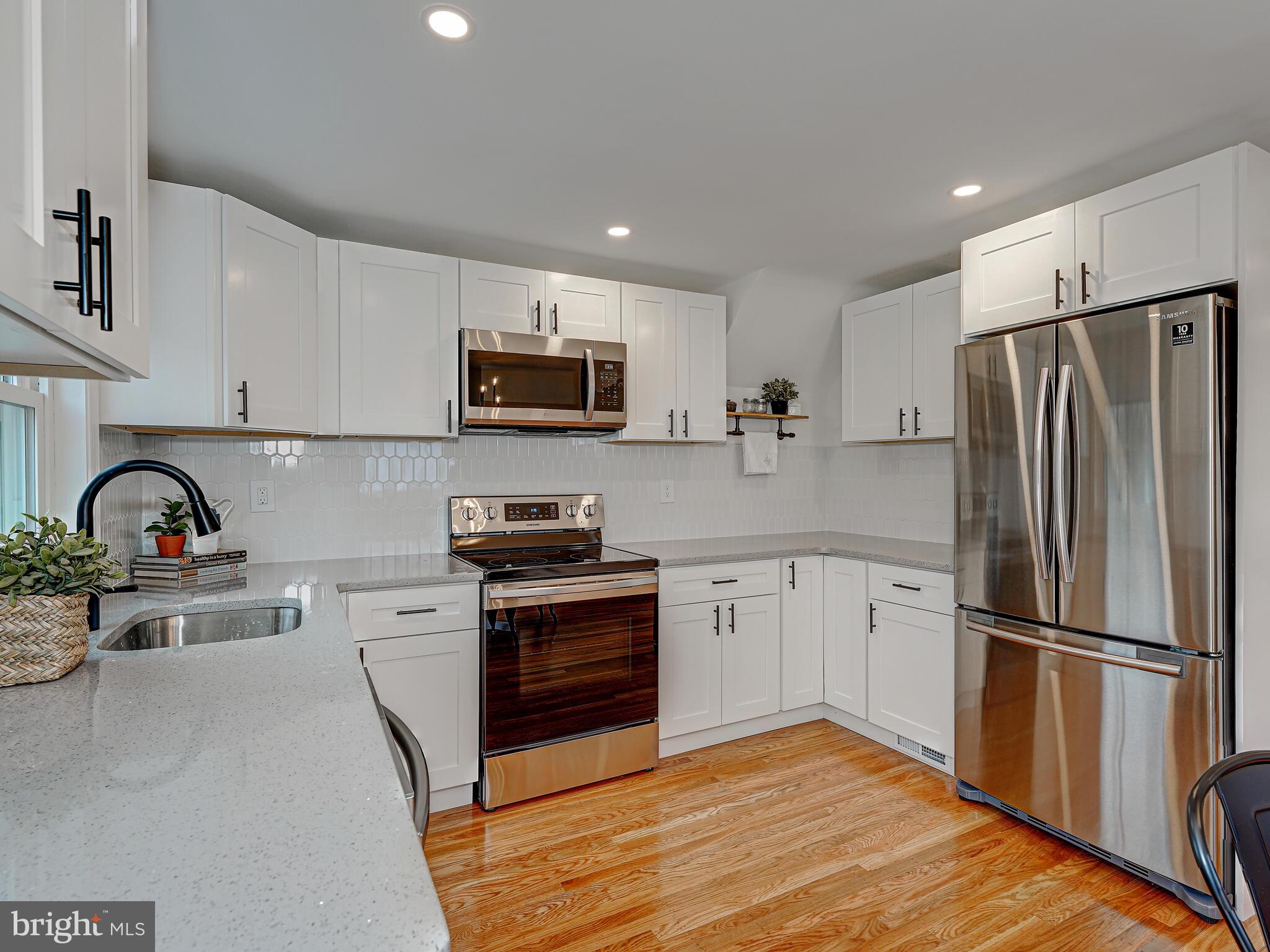 19 Sandy Lane Malvern, PA 19355 - Photo 7 of 31