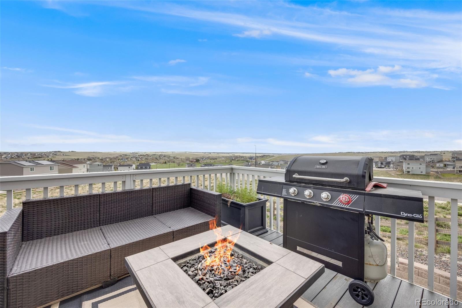 4811 River Highlands Loop Elizabeth, CO 80107 - Photo 27 of 37 a view of a terrace with a city view