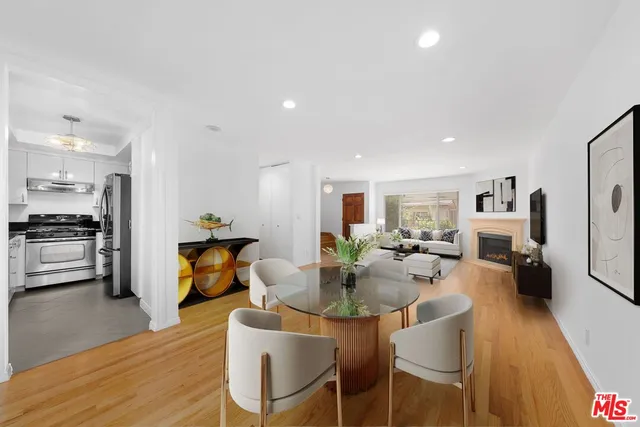 $995,000 | 1317 26th Street, Unit 4, Santa Monica, CA 90404