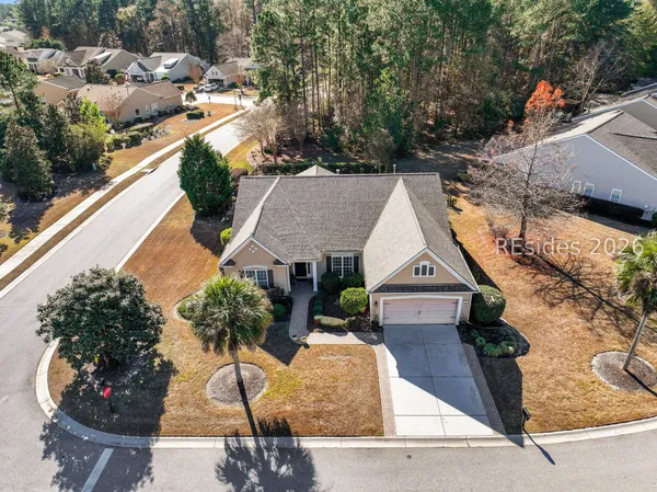 $615,000 | 1 Abbotsbury Place, Bluffton, SC 29910