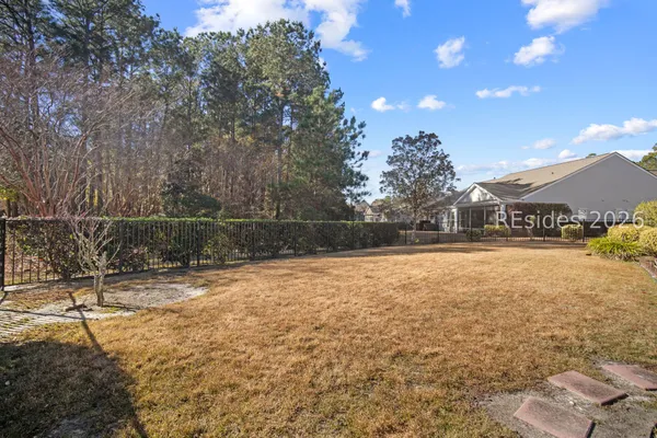 $615,000 | 1 Abbotsbury Place, Bluffton, SC 29910