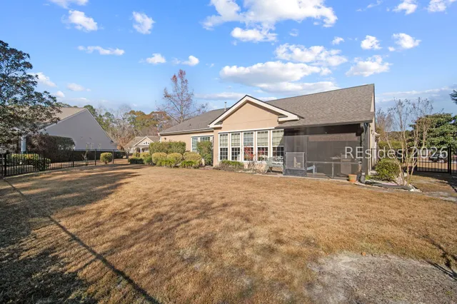 $615,000 | 1 Abbotsbury Place, Bluffton, SC 29910
