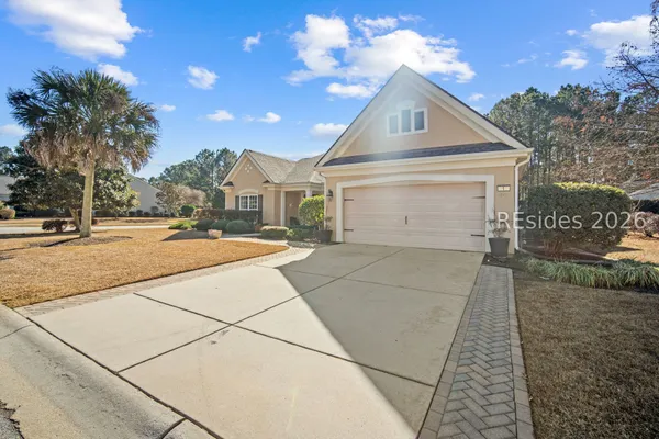 $615,000 | 1 Abbotsbury Place, Bluffton, SC 29910