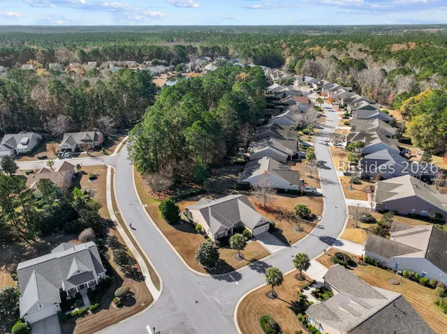 $615,000 | 1 Abbotsbury Place, Bluffton, SC 29910