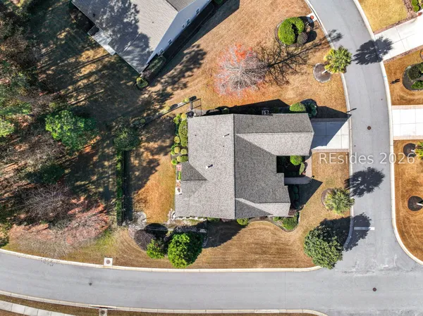 $615,000 | 1 Abbotsbury Place, Bluffton, SC 29910