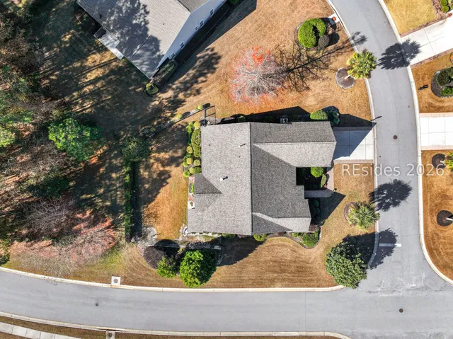 $615,000 | 1 Abbotsbury Place, Bluffton, SC 29910