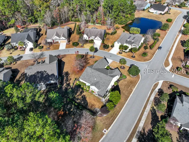 $615,000 | 1 Abbotsbury Place, Bluffton, SC 29910