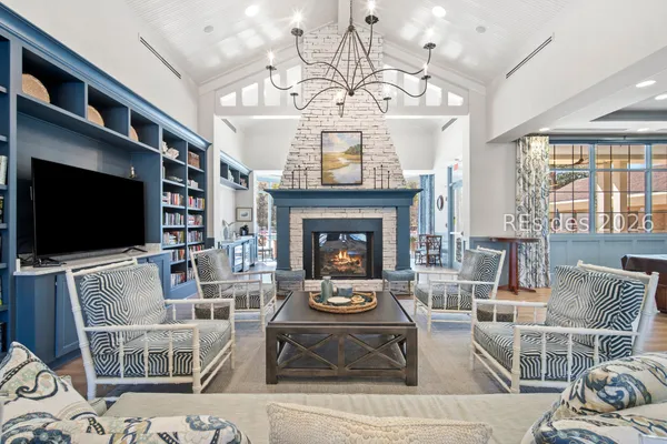 $615,000 | 1 Abbotsbury Place, Bluffton, SC 29910