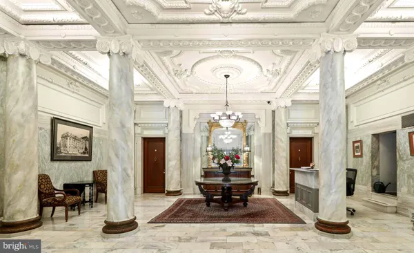 $600,000 | 700 Washington Place, Unit 2D, Baltimore, MD 21201