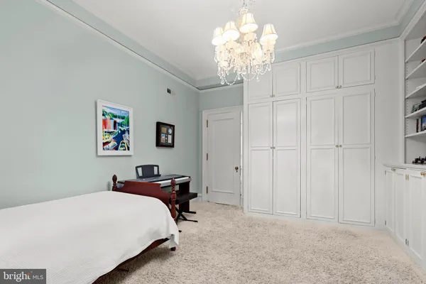 $600,000 | 700 Washington Place, Unit 2D, Baltimore, MD 21201