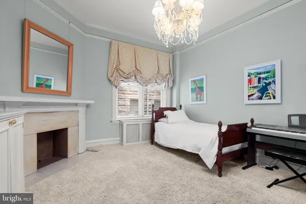 $600,000 | 700 Washington Place, Unit 2D, Baltimore, MD 21201