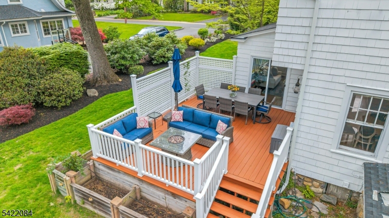 122 Kenilworth Road Mountain Lakes, NJ 07046 - Photo 8 of 45 a view of deck and patio